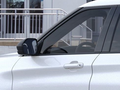 Used 2025 Ford Explorer Active w/ Active Comfort Package image 20