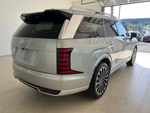Used 2026 Hyundai Palisade Calligraphy FWD image 6
