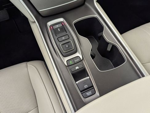 Used 2019 Honda Accord EX-L image 9