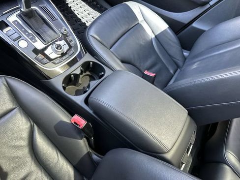 Used 2016 Audi Q5 2.0T Premium Plus w/ Technology Package AWD/4WD image 22