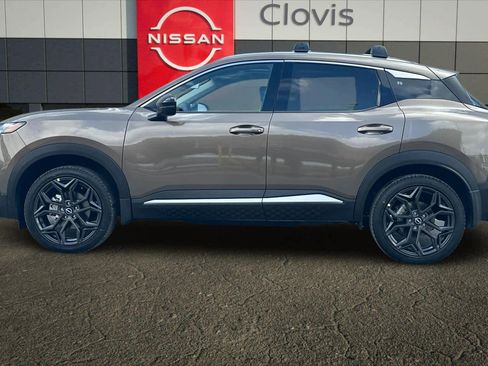 New 2026 Nissan Kicks SR w/ SR Premium Package image 6