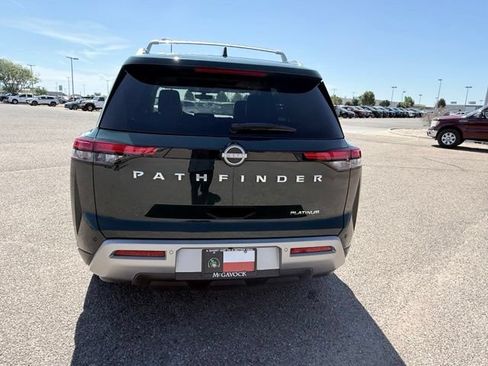 Used 2023 Nissan Pathfinder Platinum FWD image 7