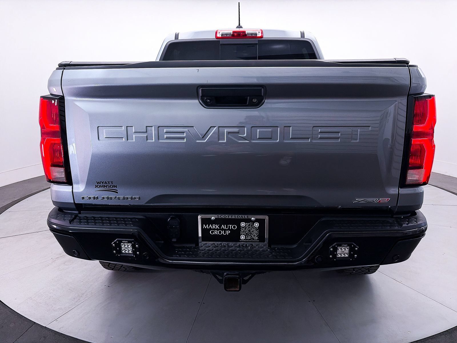 Used 2024 Chevrolet Colorado ZR2 w/ Technology Package AWD/4WD image 15