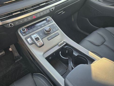 Used 2025 Hyundai Palisade SEL FWD image 16