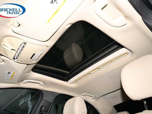 Used 2019 Mercedes-Benz C 300 Sedan image 26