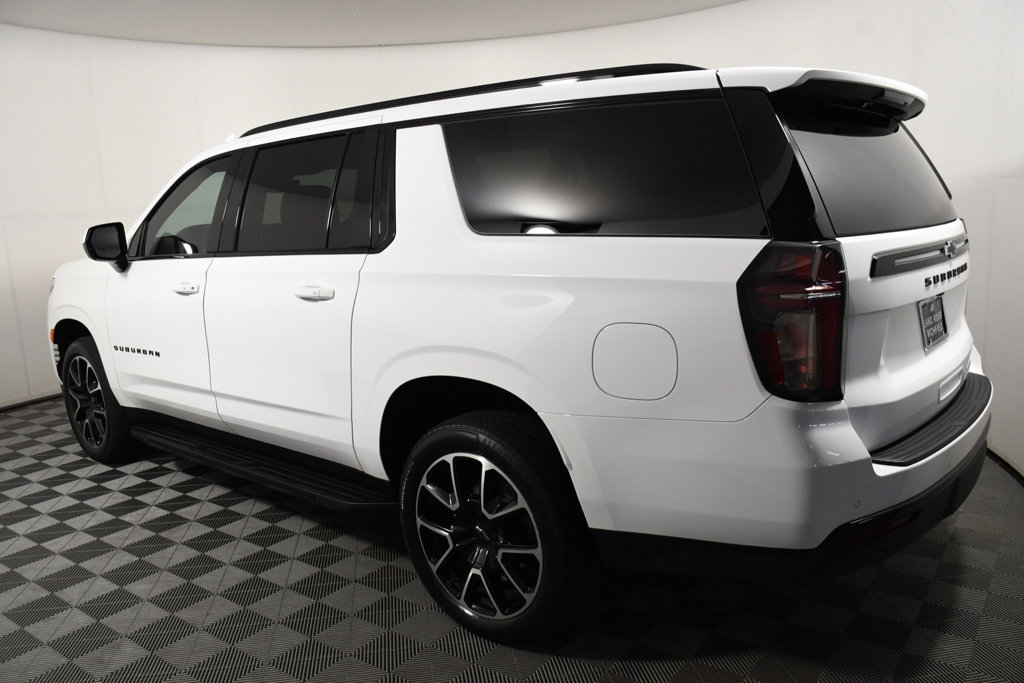 Used 2023 Chevrolet Suburban RST w/ Max Trailering Package AWD/4WD image 3