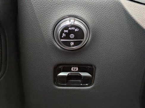 Used 2023 Mercedes-Benz GLC 300 GLC 300 image 17