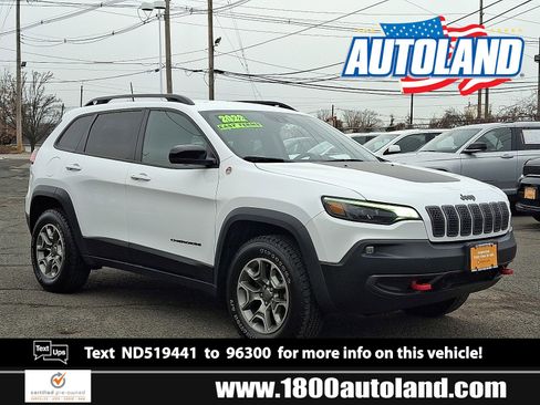 Used 2022 Jeep Cherokee Trailhawk image 1