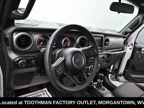 Used 2023 Jeep Wrangler Sport AWD/4WD image 11