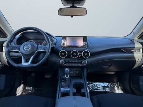 Used 2021 Nissan Sentra S image 9