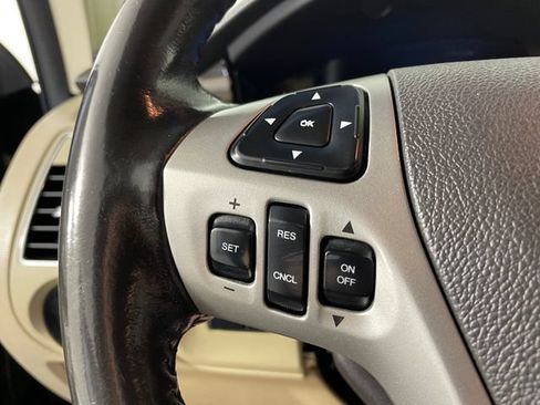 Used 2013 Ford Flex SEL FWD image 11