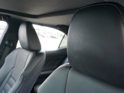 Used 2018 Lexus IS 300 F Sport image 25