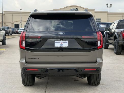 New 2026 Ford Expedition Platinum w/ Stealth Appearance Package image 5