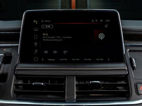 Used 2023 GMC Yukon AT4 image 22