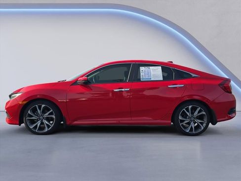 Used 2020 Honda Civic Touring image 2