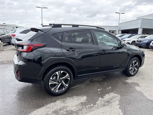 Used 2026 Subaru Crosstrek 2.0i Premium image 2