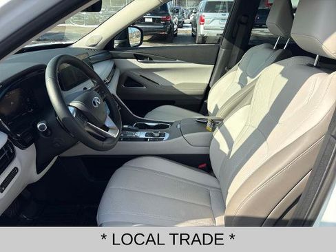 Certified 2026 INFINITI QX60 Luxe w/ Cargo Package image 9