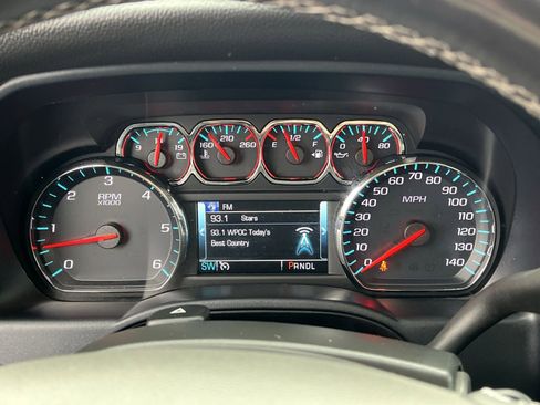 Used 2019 Chevrolet Silverado 1500 LT w/ All Star Edition image 17