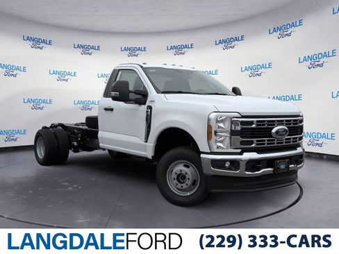New 2026 Ford F350 XL w/ XL Chrome Package image 1