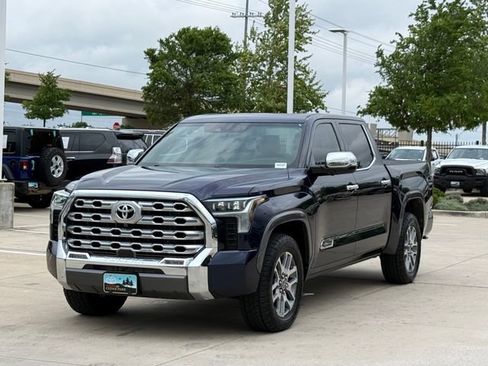 Used 2023 Toyota Tundra 1794 Edition image 8