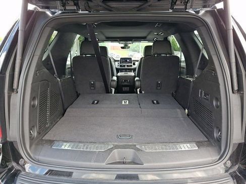 Used 2021 Chevrolet Tahoe Premier w/ Premium Package AWD/4WD image 34