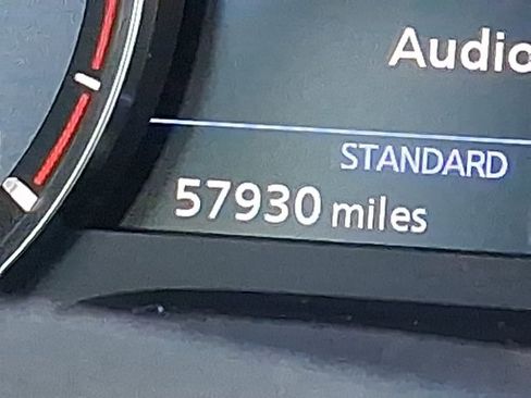 Used 2019 INFINITI QX50 Essential w/ Sensory Package image 10