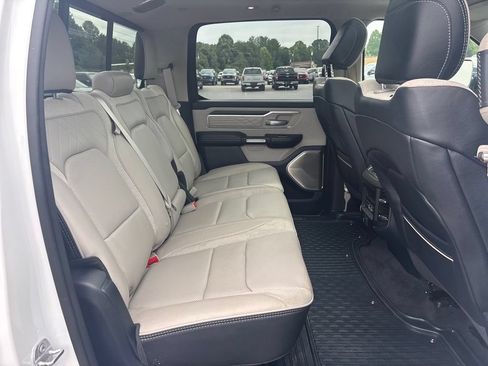 Used 2022 RAM 1500 Limited AWD/4WD image 16