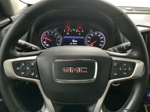 Used 2024 GMC Terrain SLT image 23