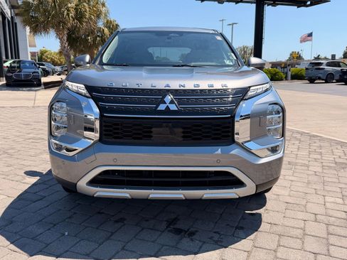 Used 2024 Mitsubishi Outlander SE AWD/4WD image 6
