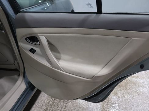 Used 2008 Toyota Camry LE image 25