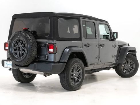 Used 2024 Jeep Wrangler Unlimited Sport AWD/4WD image 28