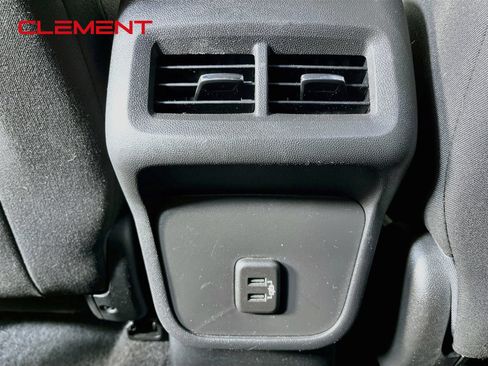 Used 2020 Chevrolet Equinox LT FWD image 33