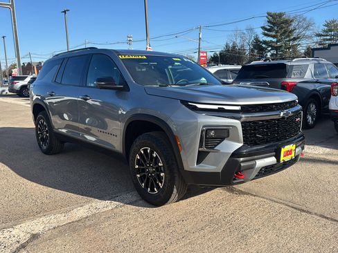 Used 2024 Chevrolet Traverse Z71 w/ LPO, Floor Liner Package image 4