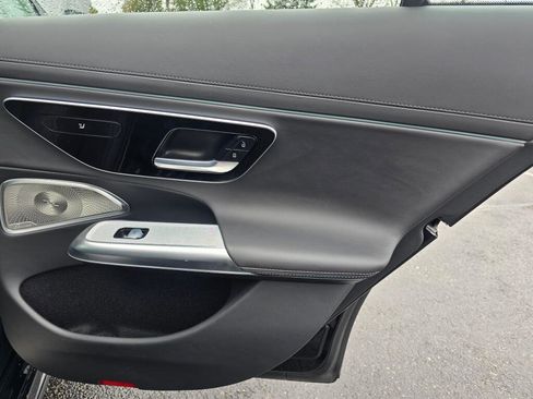 Used 2024 Mercedes-Benz E 450 4MATIC Sedan image 25
