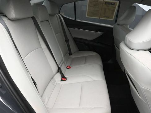 Used 2025 Toyota Camry XLE w/ Premium Package FWD image 30