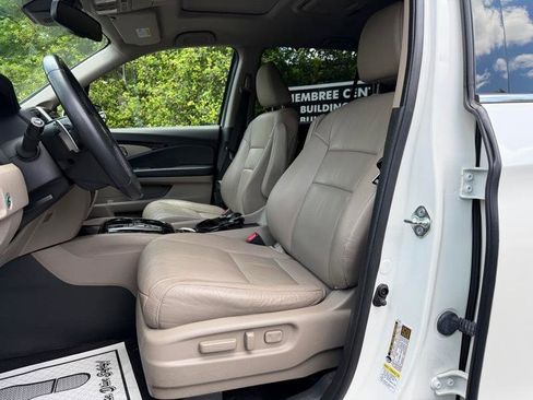 Used 2016 Honda Pilot Touring image 13