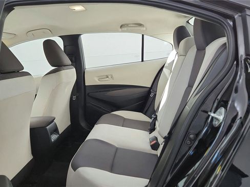 Used 2023 Toyota Corolla LE image 21