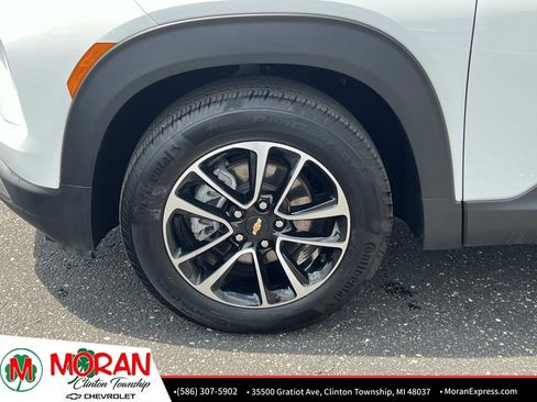 Used 2026 Chevrolet TrailBlazer LT w/ Driver Confidence Package FWD image 11