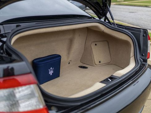 Used 2011 Maserati GranTurismo S RWD image 92