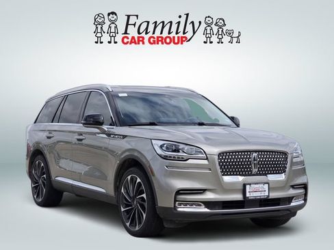 Used 2023 Lincoln Aviator Reserve w/ Equipment Group 201A AWD/4WD image 2