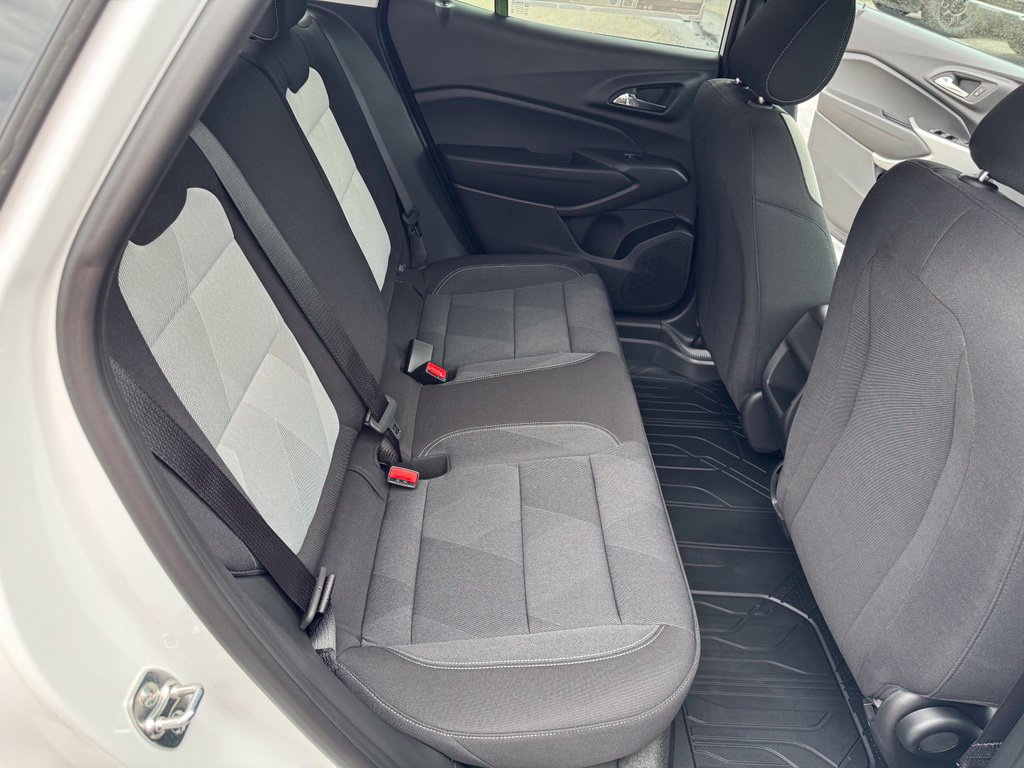 New 2026 Chevrolet Trax LS w/ LS Convenience Package FWD image 24