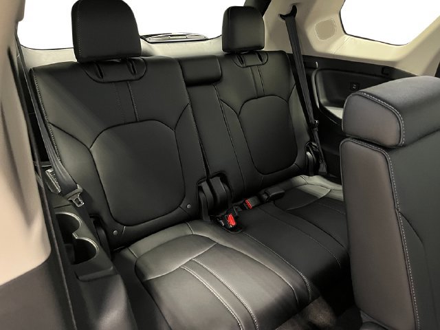 New 2026 Honda Pilot Touring image 28