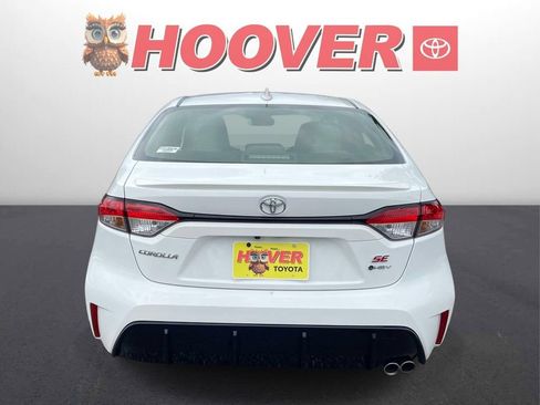 Used 2026 Toyota Corolla SE FWD image 6