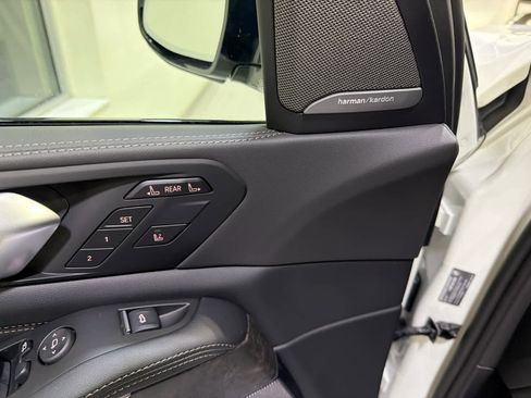 New 2026 BMW X7 xDrive40i w/ M Sport Package AWD/4WD image 26