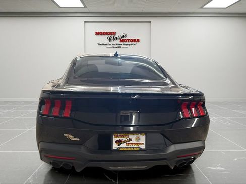 Used 2024 Ford Mustang GT Premium RWD image 4