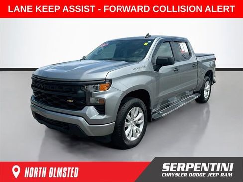 Used 2024 Chevrolet Silverado 1500 Custom AWD/4WD image 1