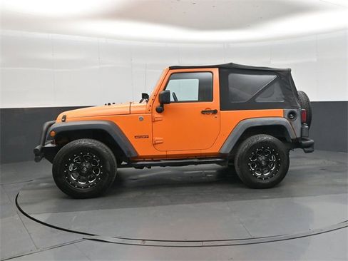 Used 2012 Jeep Wrangler Sport w/ Connectivity Group image 7