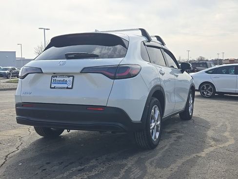 Used 2025 Honda HR-V LX image 7