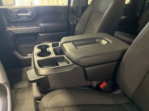 Used 2025 Chevrolet Silverado 2500 Custom w/ Custom Value Package AWD/4WD image 9