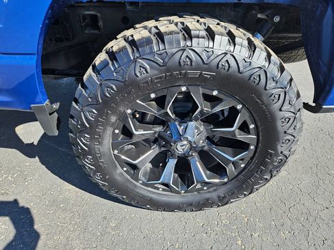 Used 2023 Ford F150 XLT AWD/4WD image 10